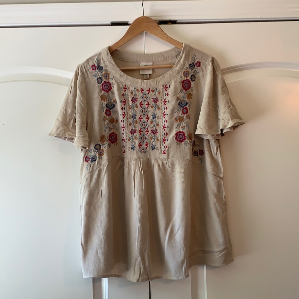 Embroidered flowy top
